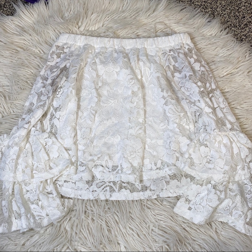 white lace long sleeve